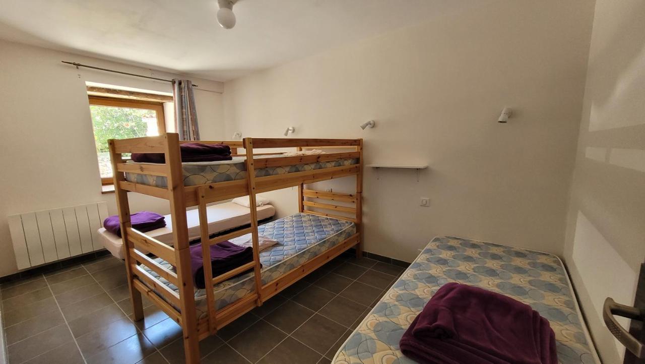 La Grange Saint-Jacques Hostel Bach ภายนอก รูปภาพ