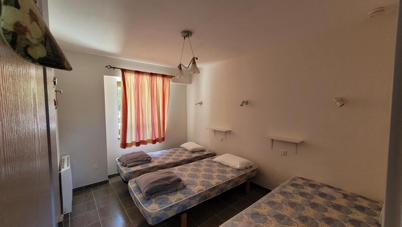 La Grange Saint-Jacques Hostel Bach ภายนอก รูปภาพ