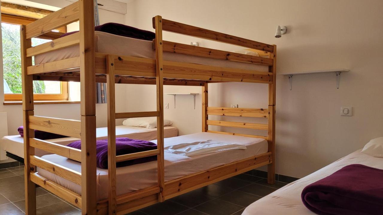 La Grange Saint-Jacques Hostel Bach ภายนอก รูปภาพ